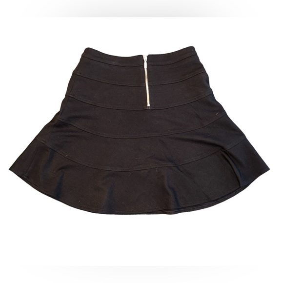 NEW Authentic See By Chloé Zippered Scalloped Black Flare Mini Skirt A-Line - Picture 2 of 10